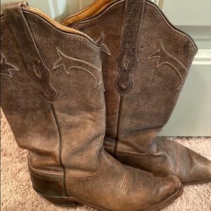 Cowboy boots size 7.5